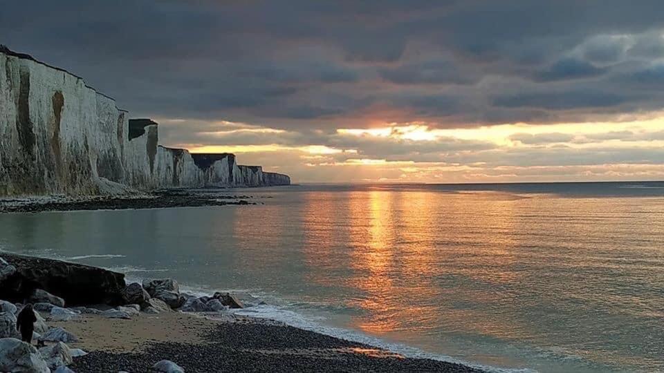 A 50m Reves Etoiles Les Bains De Apartment
